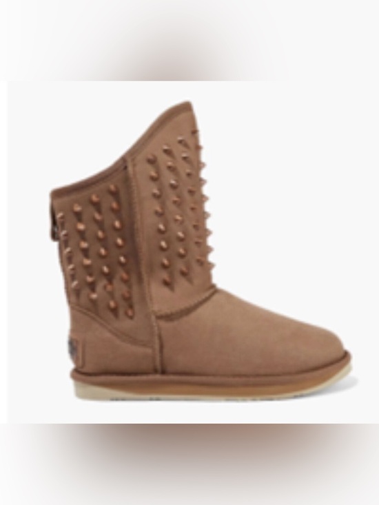 Australia Luxe Collective Shoes - EUC [Australia Luxe Collective] Pistol Brown Studded Sheepskin Boots w/ Box W 5